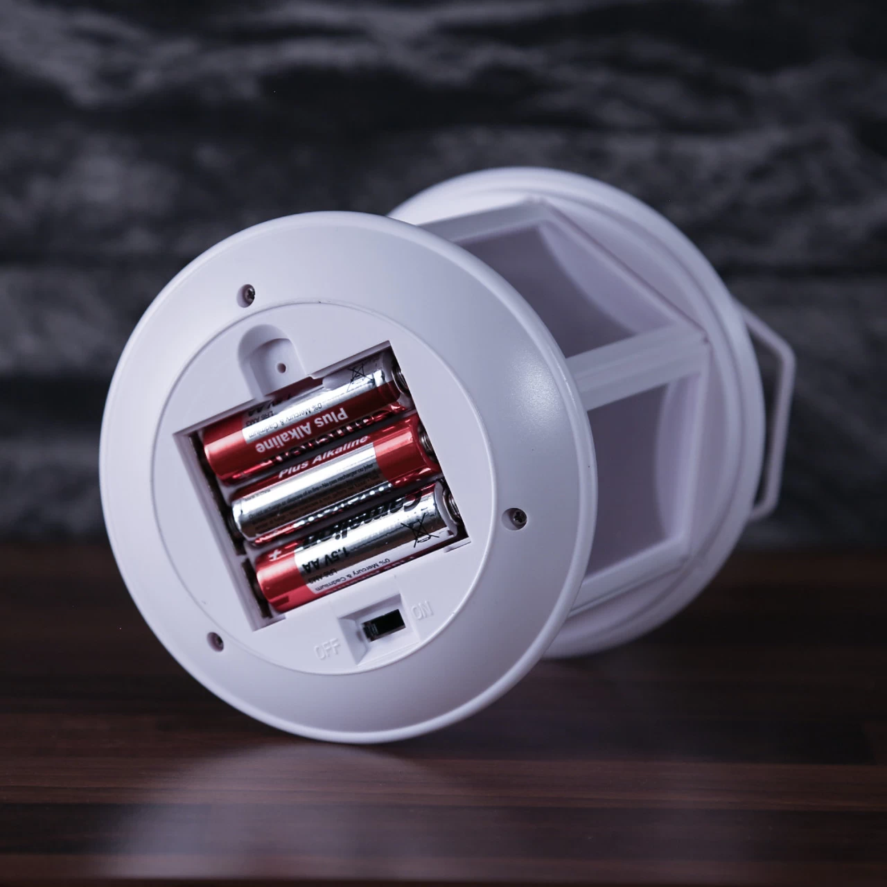 LED Laterne Weiß - Bewegter Flammeneffekt - H: 22cm - Batteriebetrieb - Weiß 7 LED Laterne Weiß - Bewegter Flammeneffekt - H: 22cm - Batteriebetrieb - Weiß – Bild 7