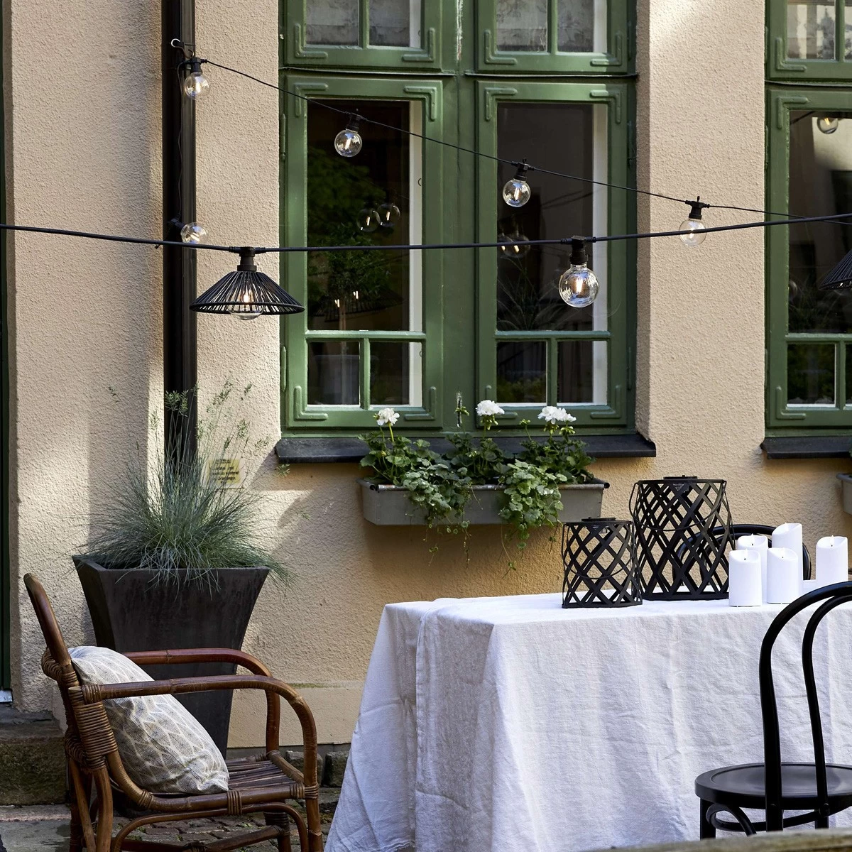 LED Solar Laterne CALABRIA - Zum Hängen O. Stellen - Warmweiße LED - H: 20cm - Lichtsensor - Outdoor 12 LED Solar Laterne CALABRIA - Zum Hängen O. Stellen - Warmweiße LED - H: 20cm - Lichtsensor - Outdoor – Bild 12