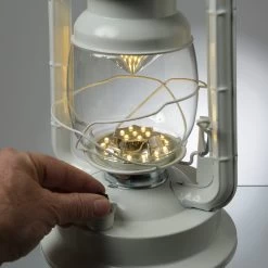 LED Sturmlaterne - 21 Warmweiße LED - Dimmbar - Metall - Batteriebetrieb - H: 34cm - Weiß -Abenteuer Verkauf 26719 led sturmlaterne dimmbar metalllaterne weiss 1IhNiwafGrxCPn 1280x1280