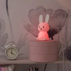 LED Nachtlicht Hase STUPSI - Einschlaflicht - H: 20cm - Warmweiß/Farbwechsel - Batteriebetrieb -Abenteuer Verkauf 8653 led dekoleuchte hase stupsi einschlaflicht farbwechsel 8rw2ahnFL9qqy6 1280x1280