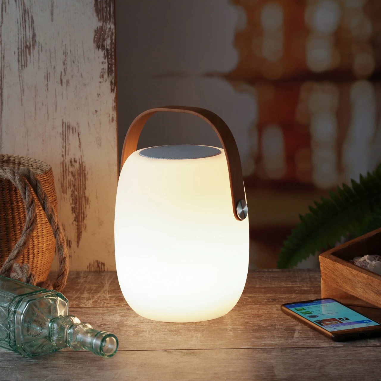 LED Tischleuchte Mit Lautsprecher - Bluetooth - 6 Warmweiße LED - H: 27cm - Für Garten, Balkon 6 LED Tischleuchte Mit Lautsprecher - Bluetooth - 6 Warmweiße LED - H: 27cm - Für Garten, Balkon – Bild 6