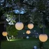 LED Solar Kugelleuchte - Gartenkugel Mit Gummiaufhängung - D: 20cm - Bis Zu 8h Licht - Für Außen