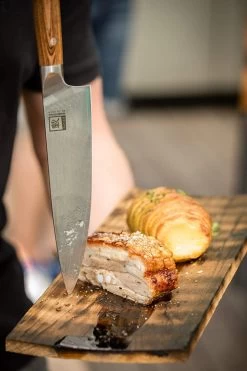 ZAYIKO Damastmesser KASSHOKU "Chefmesser" - Pakkaholz - VG-10 Stahlkern -Abenteuer Verkauf ZAYIKO damastmesser kochmesser chefmesser damastener stahl grill experte 03 1280x1280