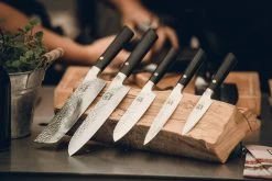 ZAYIKO Damastmesser "KURO Santokumesser" - 17,7cm Klinge - Griff: Pakkaholz - VG-10 Stahlkern -Abenteuer Verkauf Zayiko damast messer santokumesser grill experte damaststahl6 1280x1280