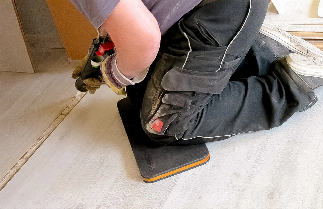 GORANDO® Premium EVA Kniekissen - 44x22cm - Für Garten, Haus, Werkstatt - Kniepad - Orange - 4er Set 5 GORANDO® Premium EVA Kniekissen - 44x22cm - Für Garten, Haus, Werkstatt - Kniepad - Orange - 4er Set – Bild 5