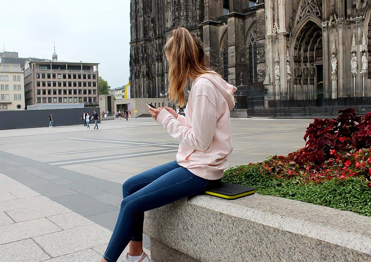 GORANDO® Premium EVA Kniekissen - 44x22cm - Für Garten, Haus, Werkstatt - Kniepad - Gelb - 10er Set 9 GORANDO® Premium EVA Kniekissen - 44x22cm - Für Garten, Haus, Werkstatt - Kniepad - Gelb - 10er Set – Bild 9